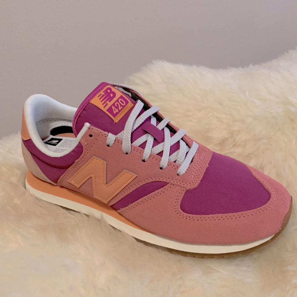 New Balance 420 - NIB!